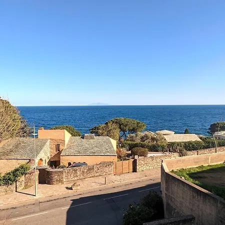 Daire Superb With Sea View, 200m From San-Martino-di-Lota
