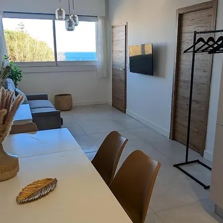 アパート Superb With Sea View, 200m From San-Martino-di-Lota