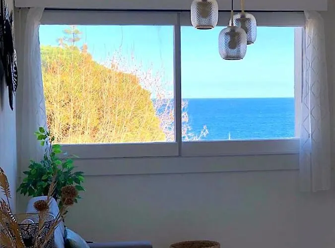 Superb With Sea View, 200m From