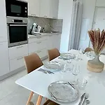 Superb With Sea View, 200m From דירה San-Martino-di-Lota