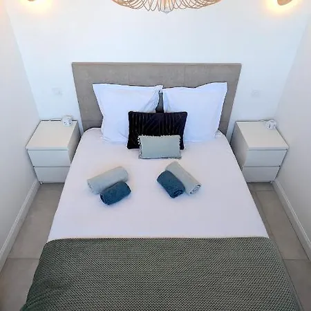 Superb With Sea View, 200m From 아파트 San-Martino-di-Lota