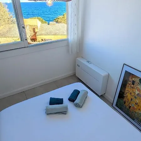 아파트 Superb With Sea View, 200m From
