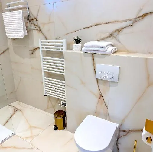 公寓 Superb With Sea View, 200m From