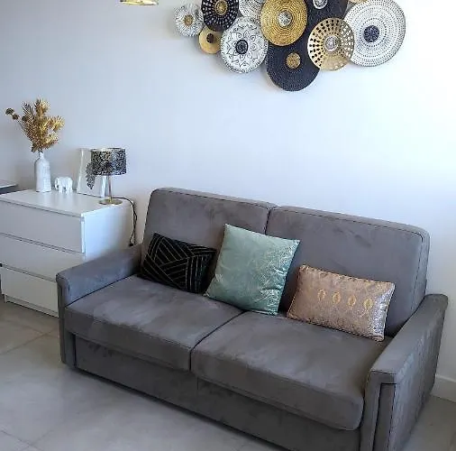 Superb With Sea View, 200m From San-Martino-di-Lota